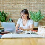 Lire la suite à propos de l’article Les tendances RH à suivre en 2024 : flexibilité du travail, télétravail, bien-être au travail