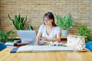 Ressources humaines ordinateur bureau